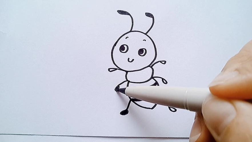 小蚂蚁简笔画图片大全
