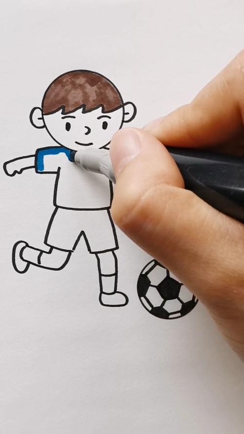 足球男孩简笔画