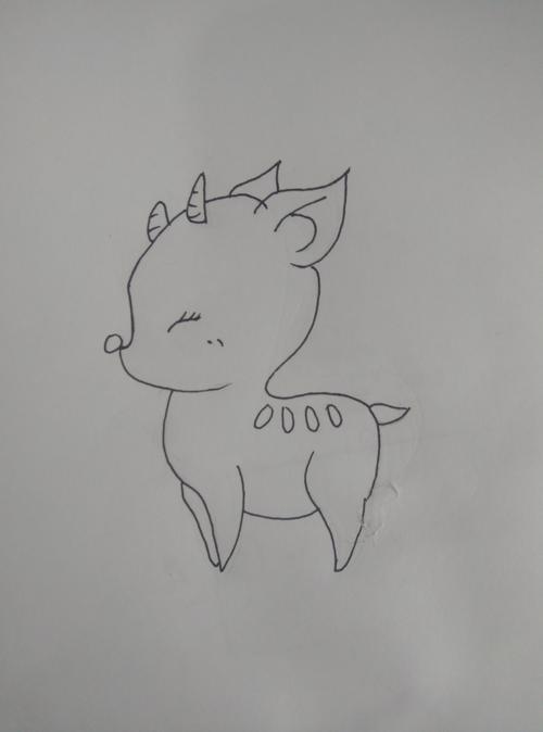 鹿的简笔画简单漂亮